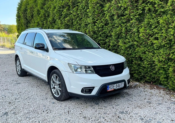 Fiat Freemont cena 41800 przebieg: 224000, rok produkcji 2013 z Mieszkowice małe 121